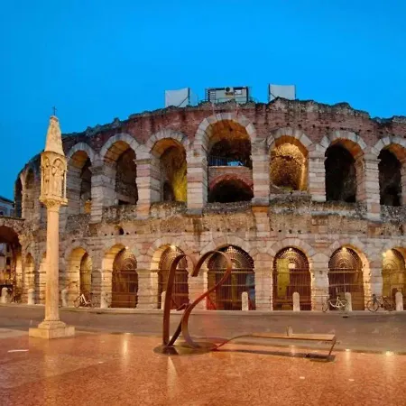 Pensjonat Arena Maroncelli Room2 *